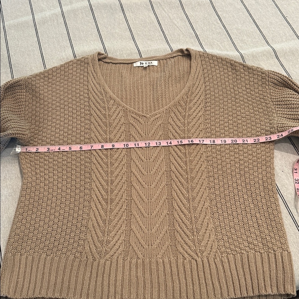Elegant V-Neck Cable Knit Sweater in Tan - Picture 11 of 13
